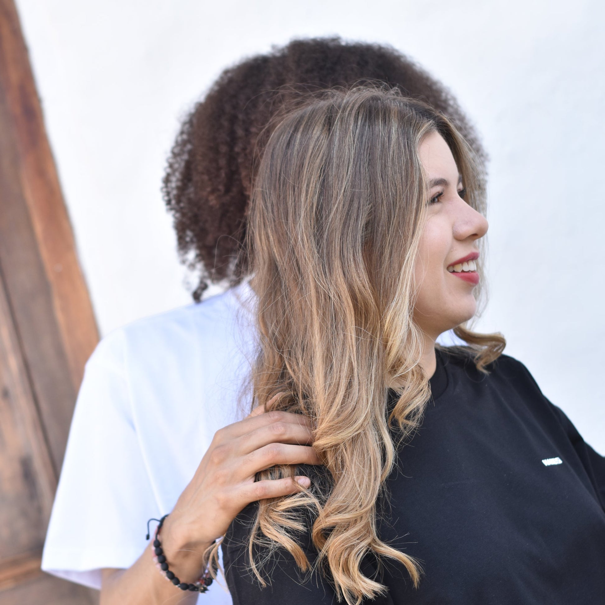 HAKE - camiseta negra over sized